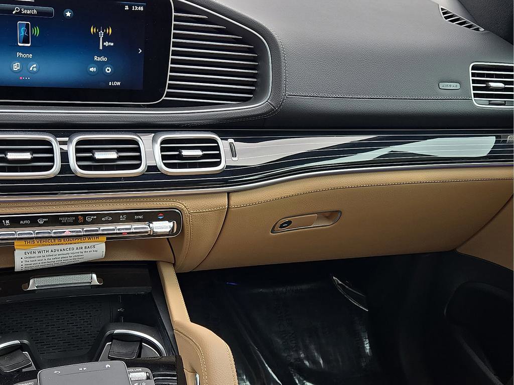 New 2026 Mercedes-Benz GLS 580 4MATIC image 14