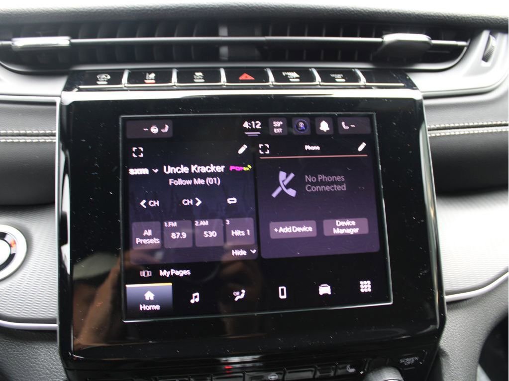 New 2025 Jeep Grand Cherokee Laredo X w/ Luxury Tech Group I image 17