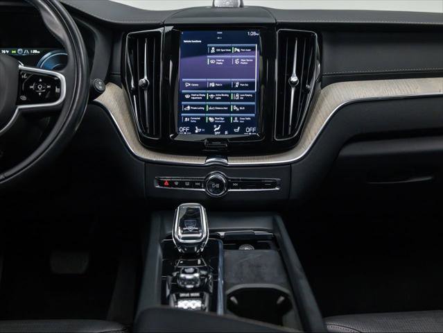 Used 2021 Volvo XC60 T8 Inscription w/ Advanced Package image 30