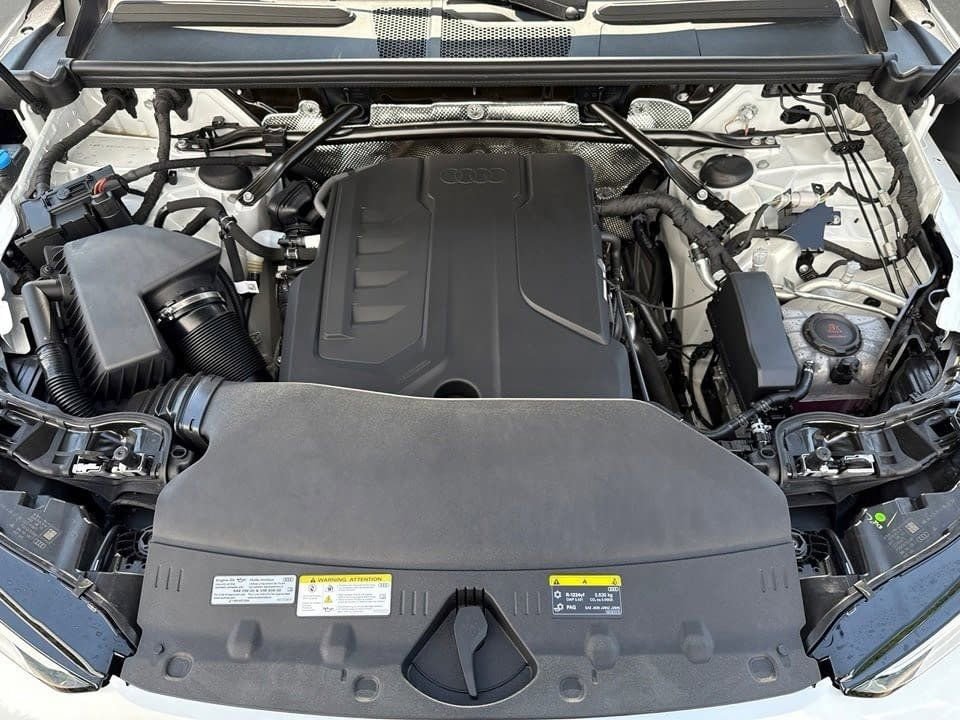 Certified 2025 Audi Q5 Premium Plus w/ Premium Plus image 9