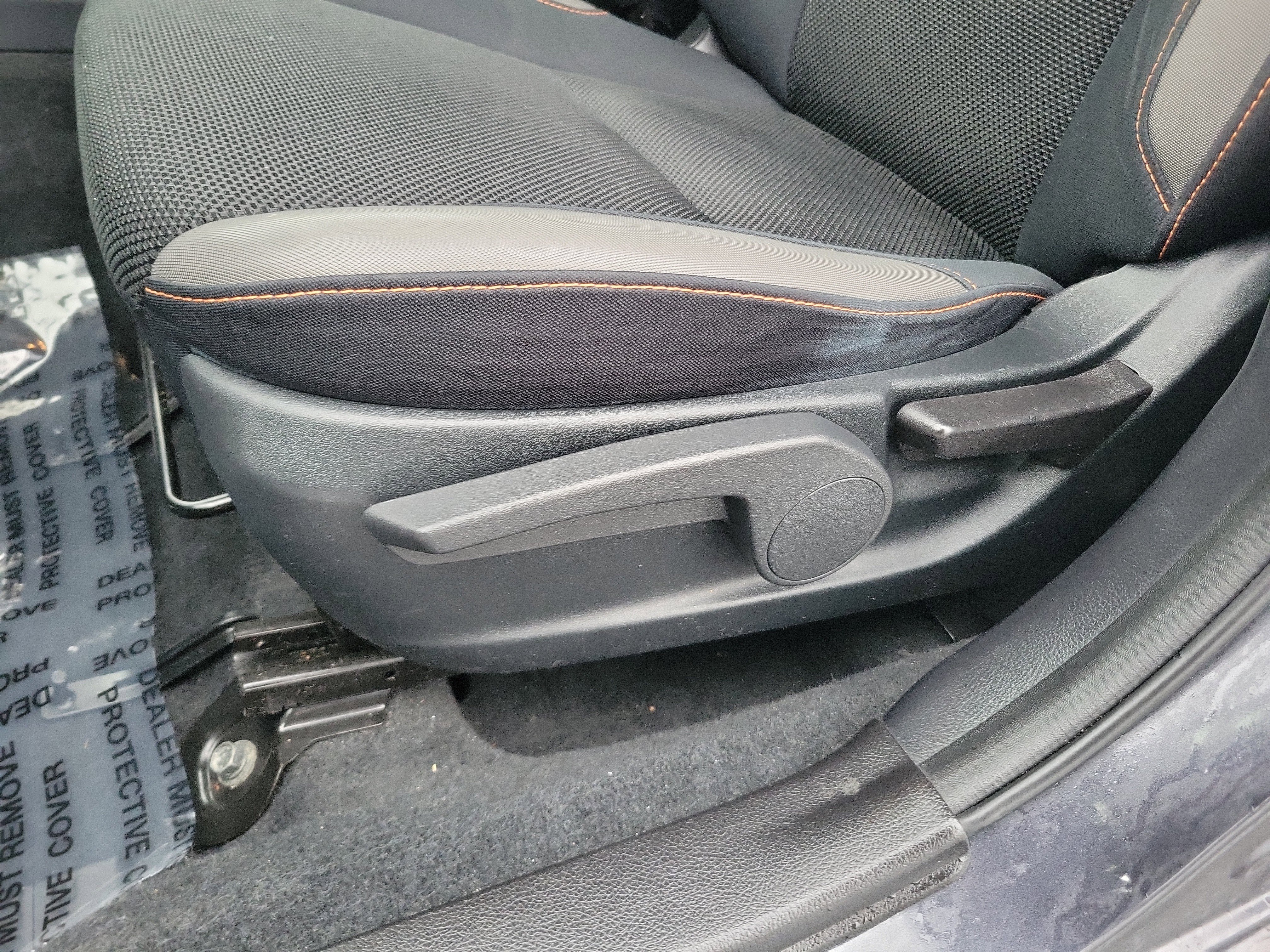 Used 2016 Subaru Crosstrek 2.0i Premium image 12