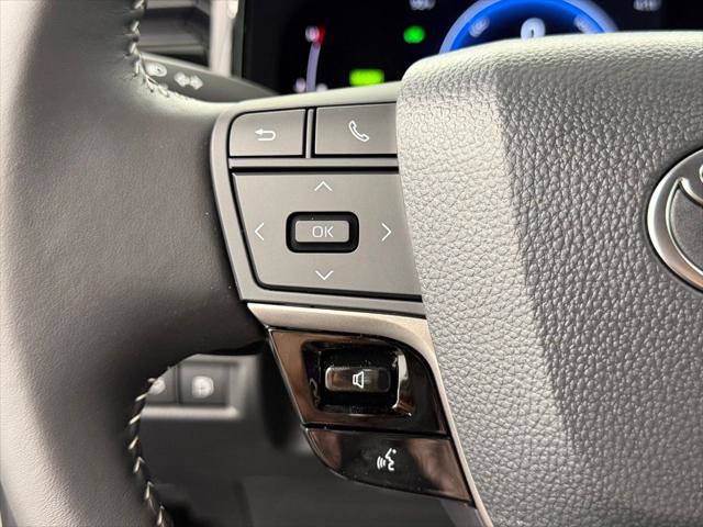 Used 2026 Toyota Camry SE FWD image 26