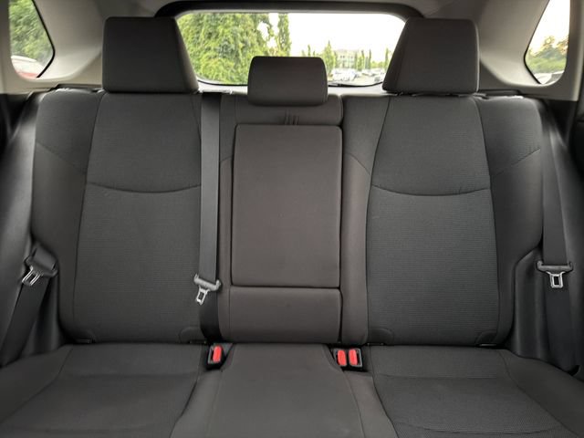 Used 2020 Toyota RAV4 LE FWD image 28