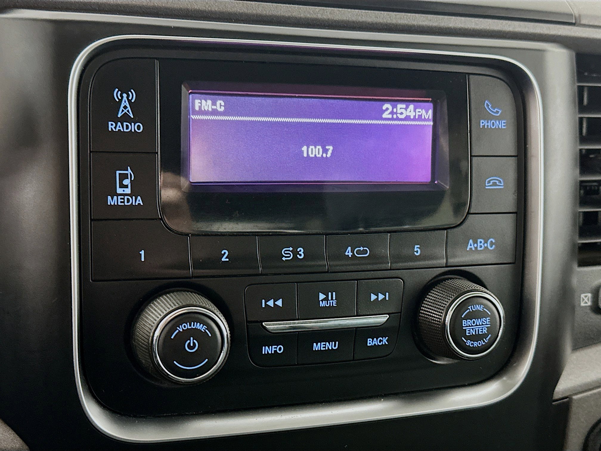 Used 2018 RAM 2500 Tradesman w/ Chrome Appearance Group image 14