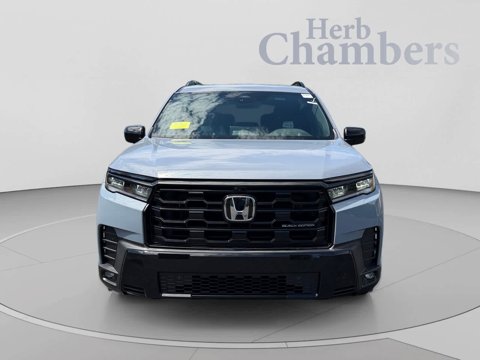 New 2026 Honda Pilot Black Edition image 2
