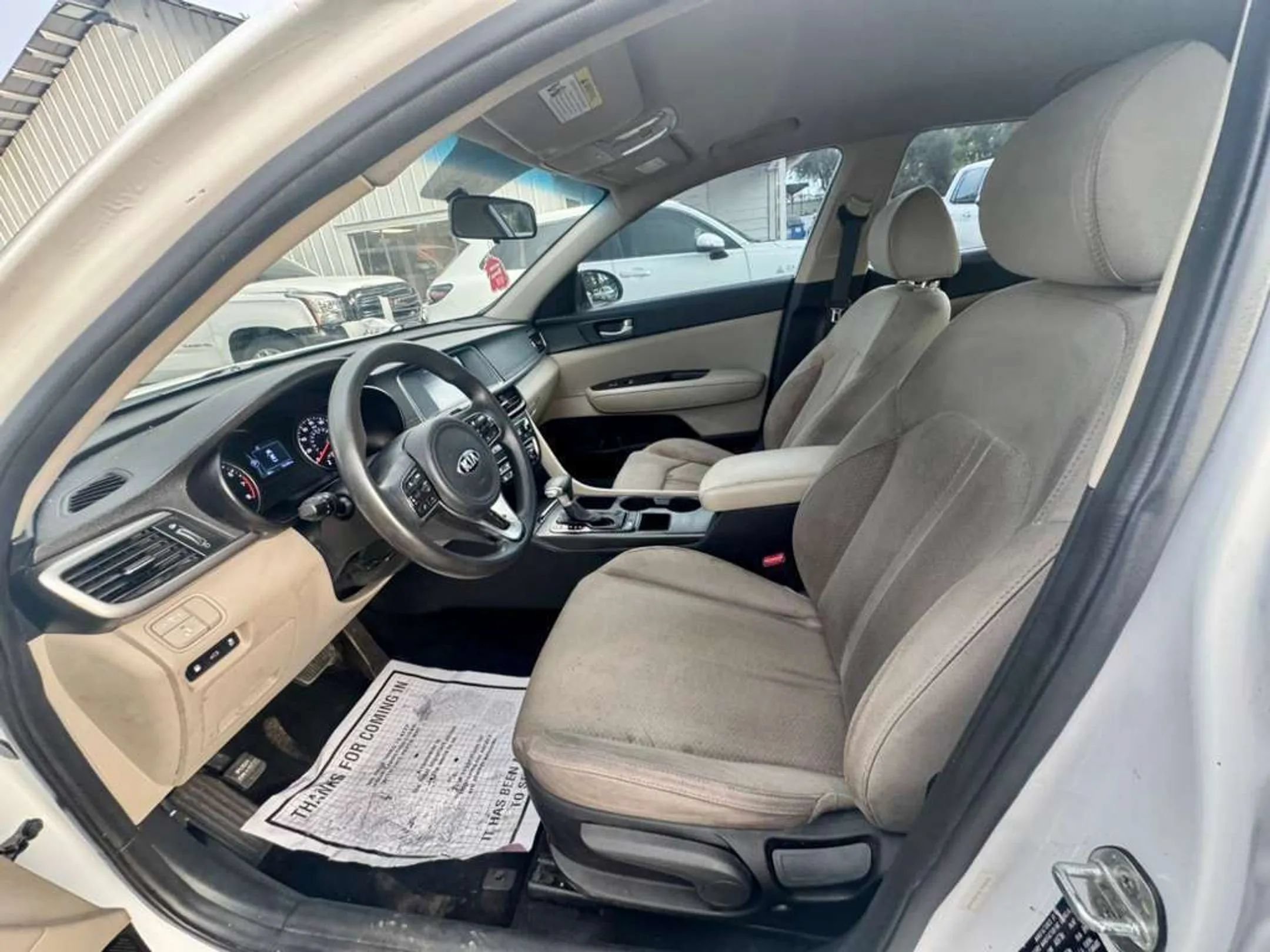 Used 2018 Kia Optima LX w/ 17" Alloy Wheels Package FWD image 21