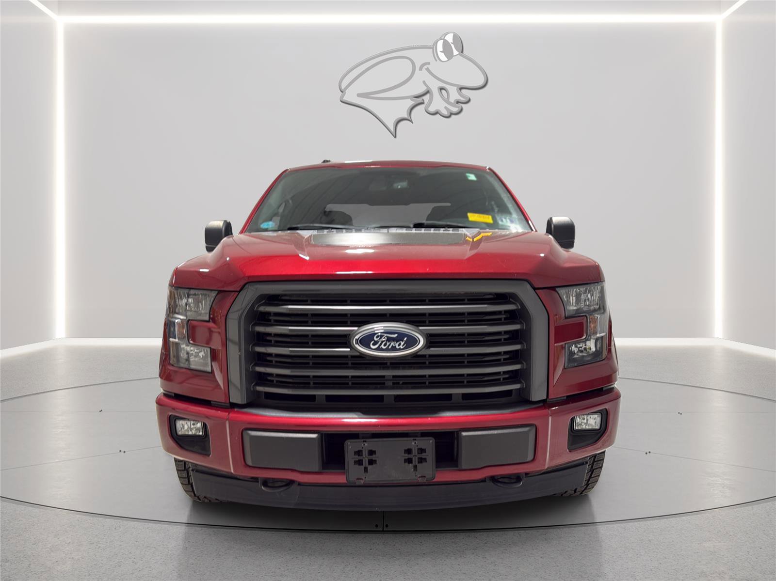 Used 2017 Ford F150 XLT w/ Equipment Group 302A Luxury AWD/4WD image 11
