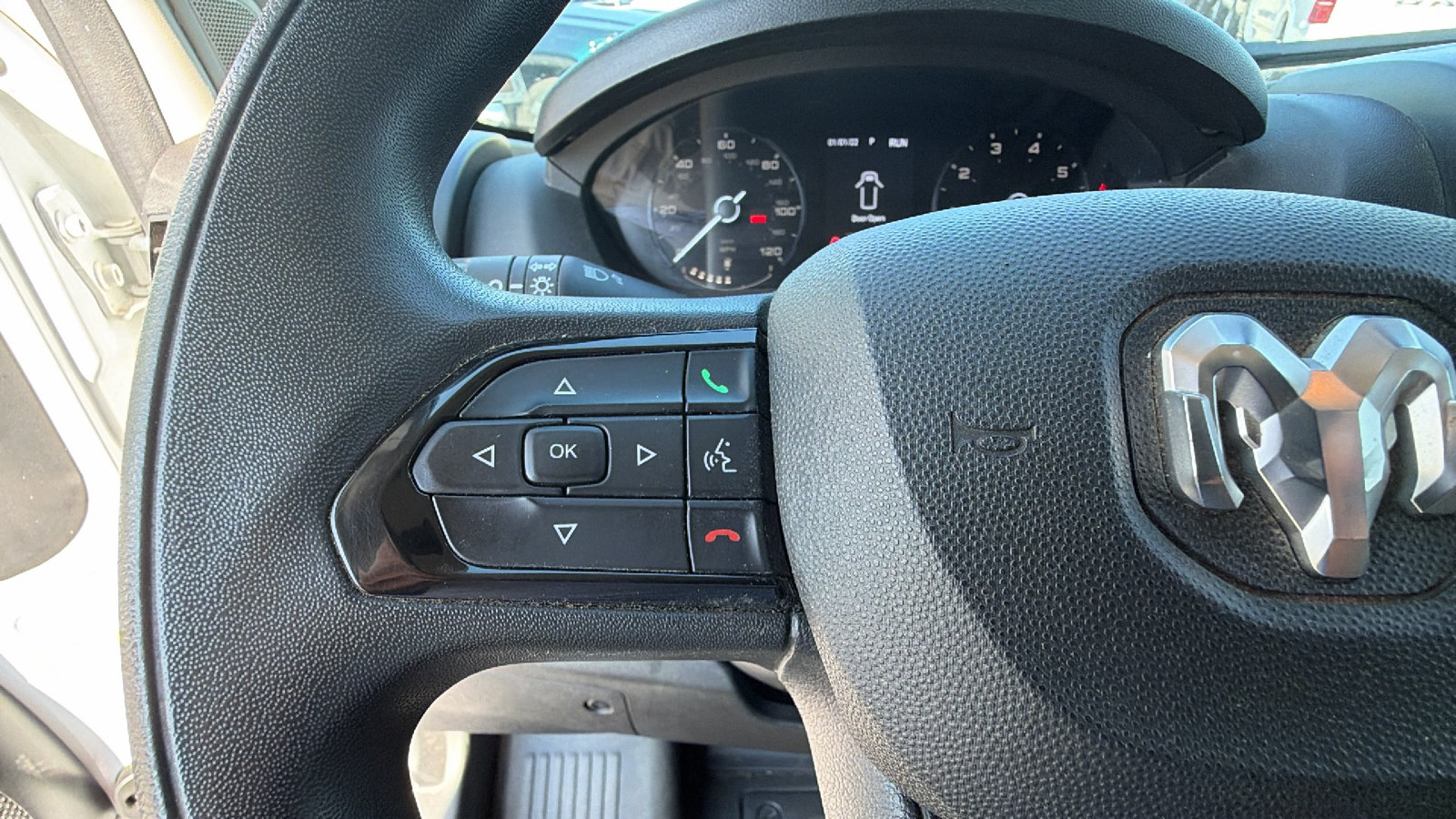 Used 2024 RAM ProMaster 2500 w/ Convenience Group FWD image 22