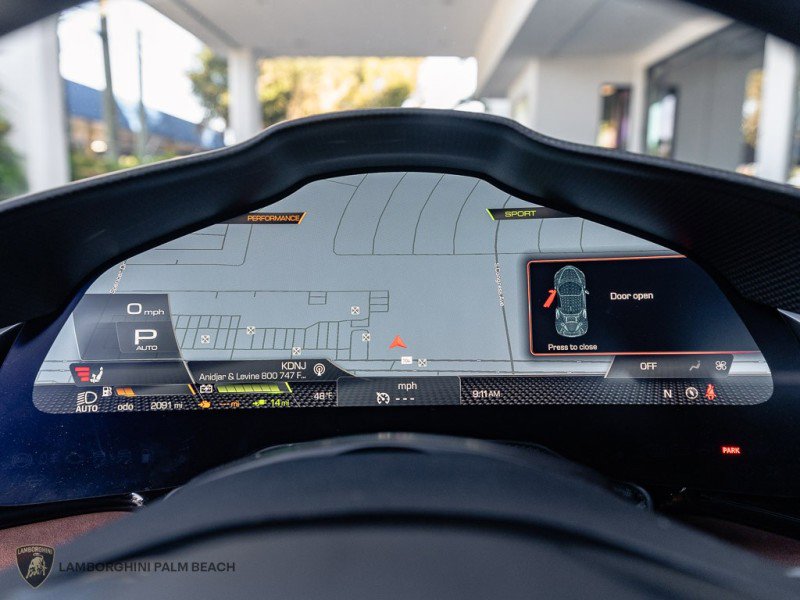 Used 2022 Ferrari SF90 Stradale image 16