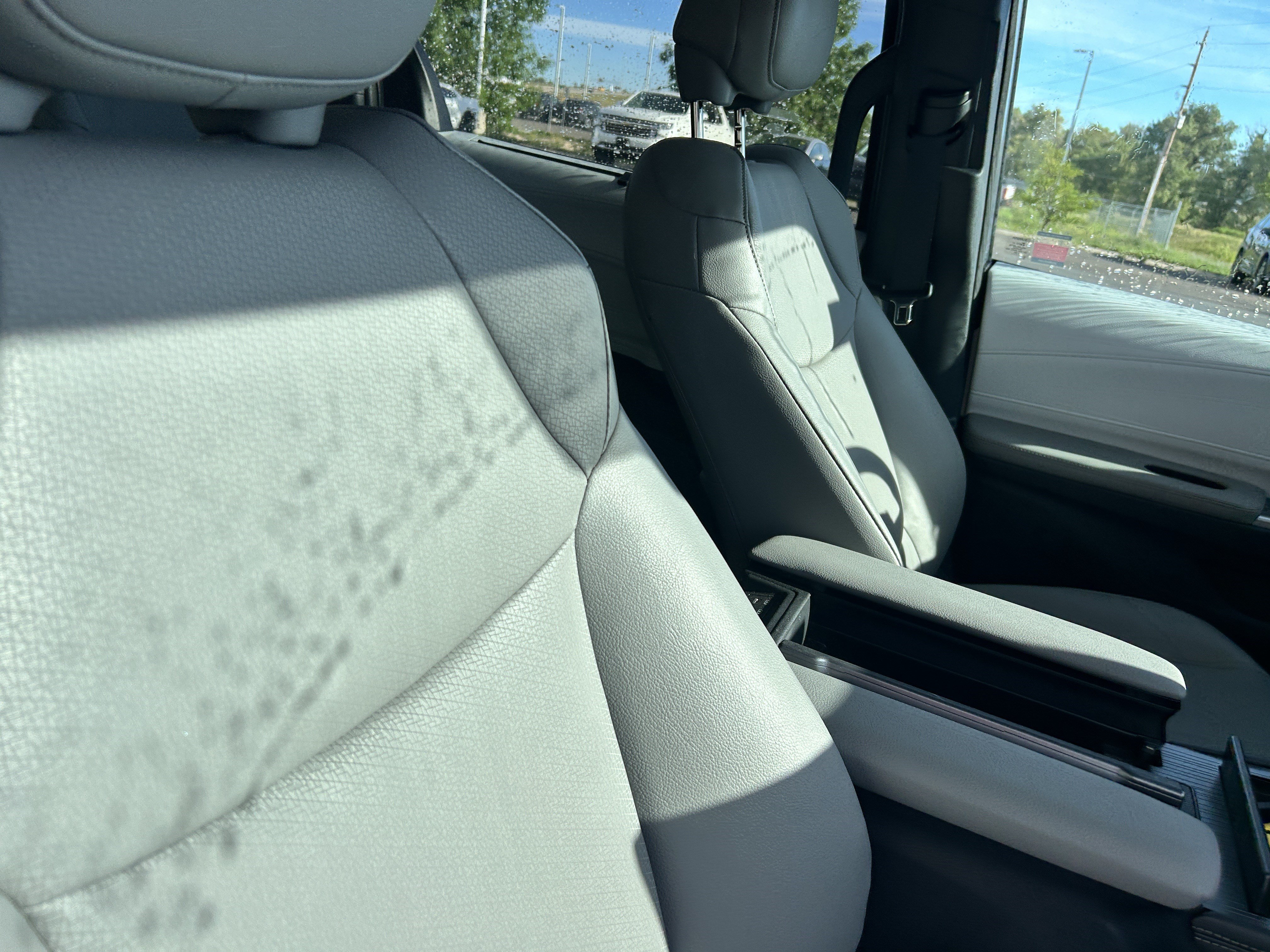 Used 2026 Toyota Sienna XLE AWD/4WD image 13