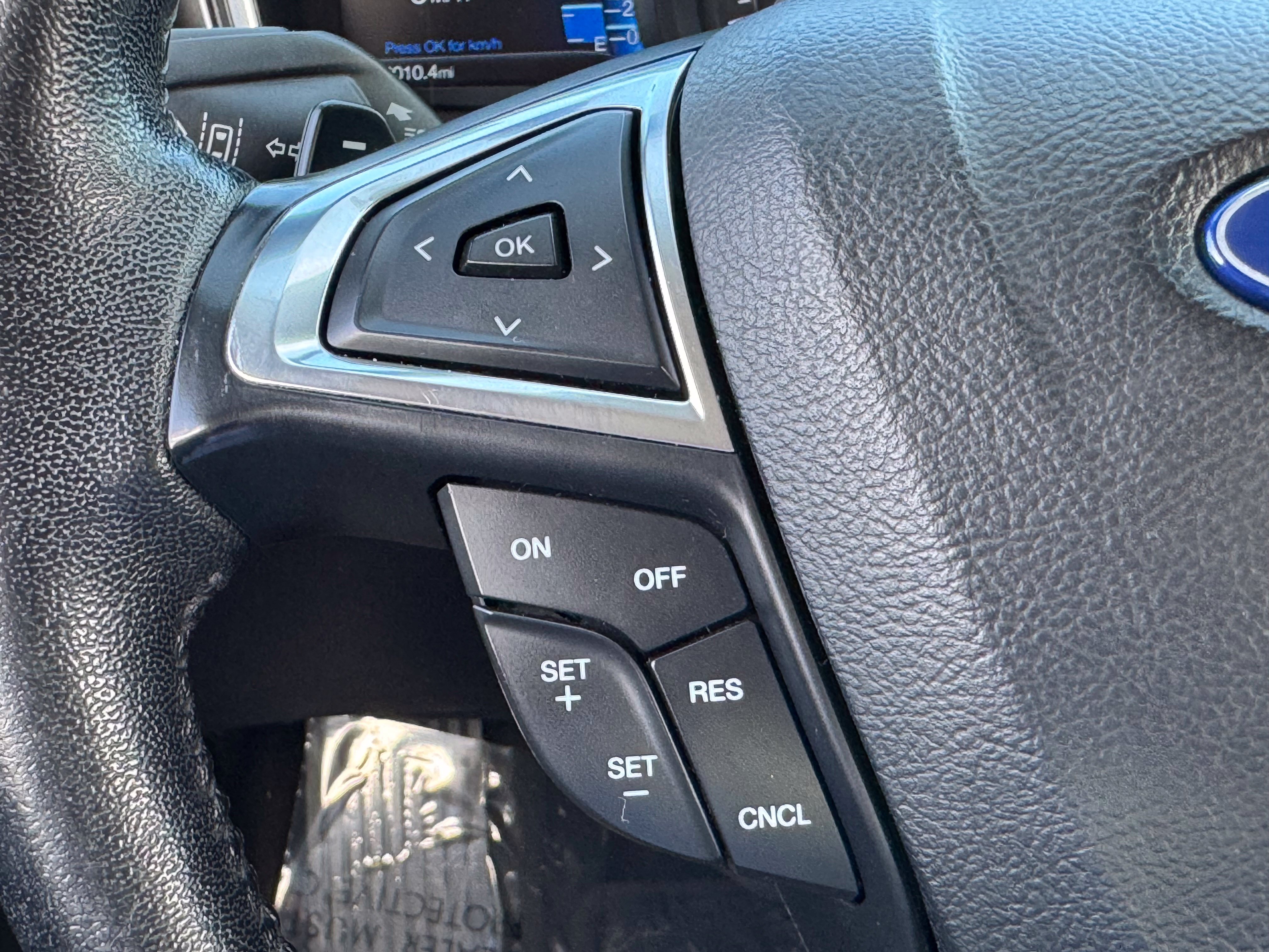 Used 2019 Ford Fusion SEL FWD image 34
