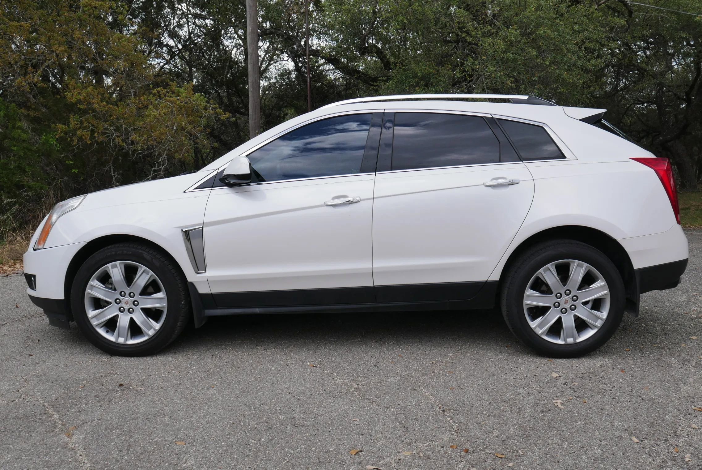 Used 2015 Cadillac SRX Performance w/ Driver Awareness Package FWD image 6
