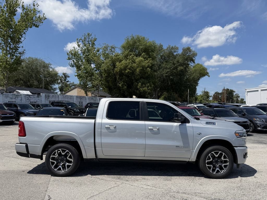Used 2026 RAM 1500 Laramie AWD/4WD image 4