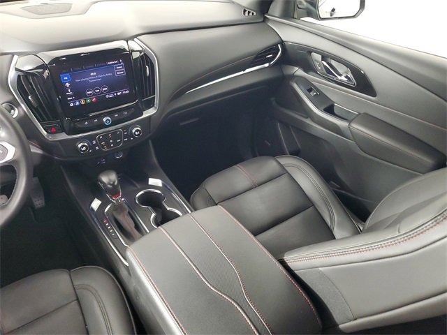 Used 2022 Chevrolet Traverse RS image 18