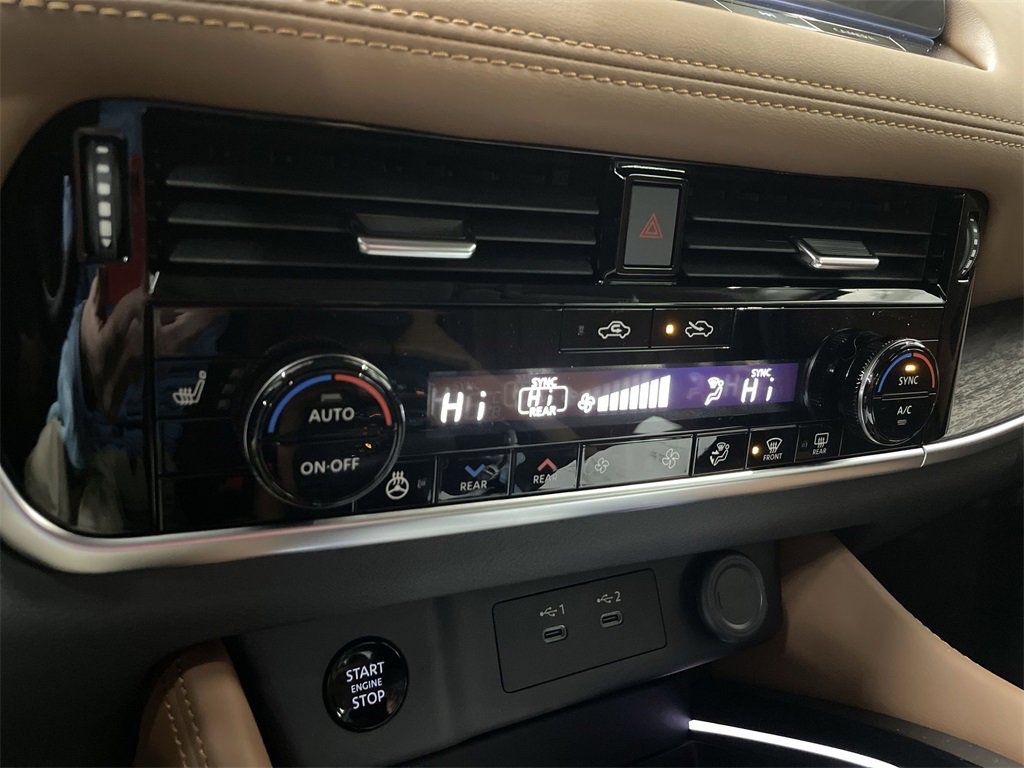 New 2026 Nissan Rogue Platinum image 19