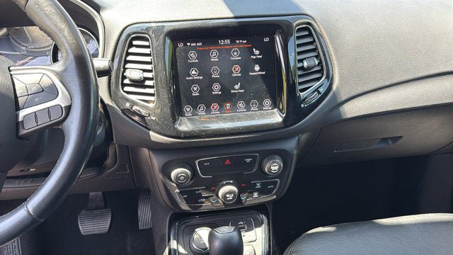 Used 2019 Jeep Compass Limited AWD/4WD image 21