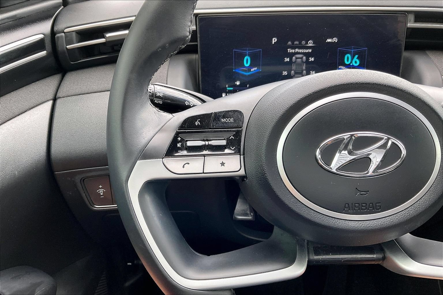 Used 2023 Hyundai Tucson SEL w/ Convenience Package FWD image 11