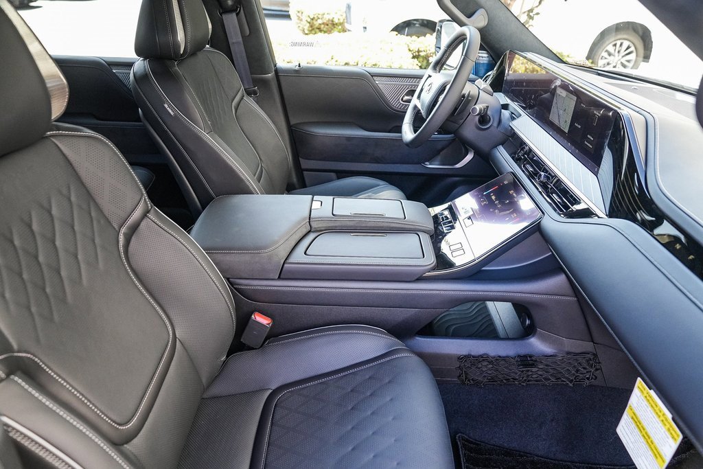 New 2026 INFINITI QX80 Autograph image 15