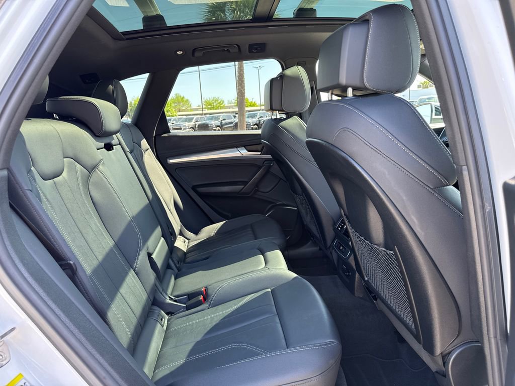 Used 2025 Audi Q5 2.0T Premium AWD/4WD image 17