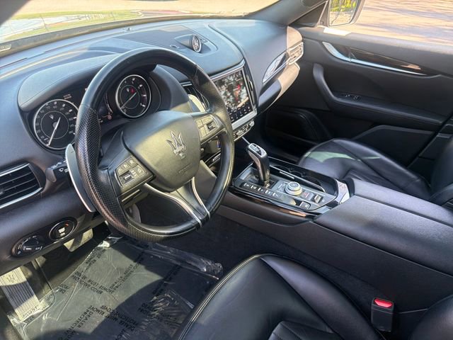 Used 2023 Maserati Levante Modena AWD/4WD image 37