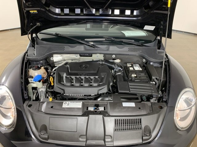 Used 2018 Volkswagen Beetle 2.0T S image 36