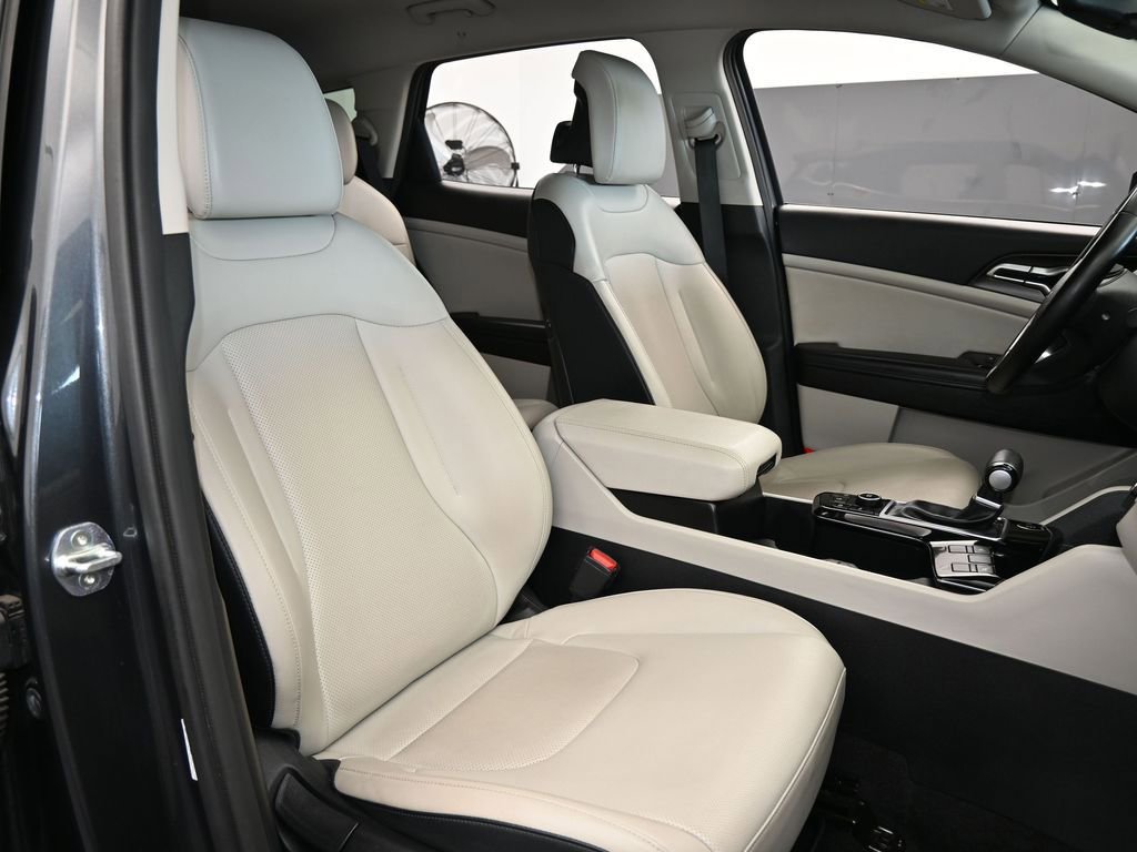 Used 2024 Kia Sportage EX image 44