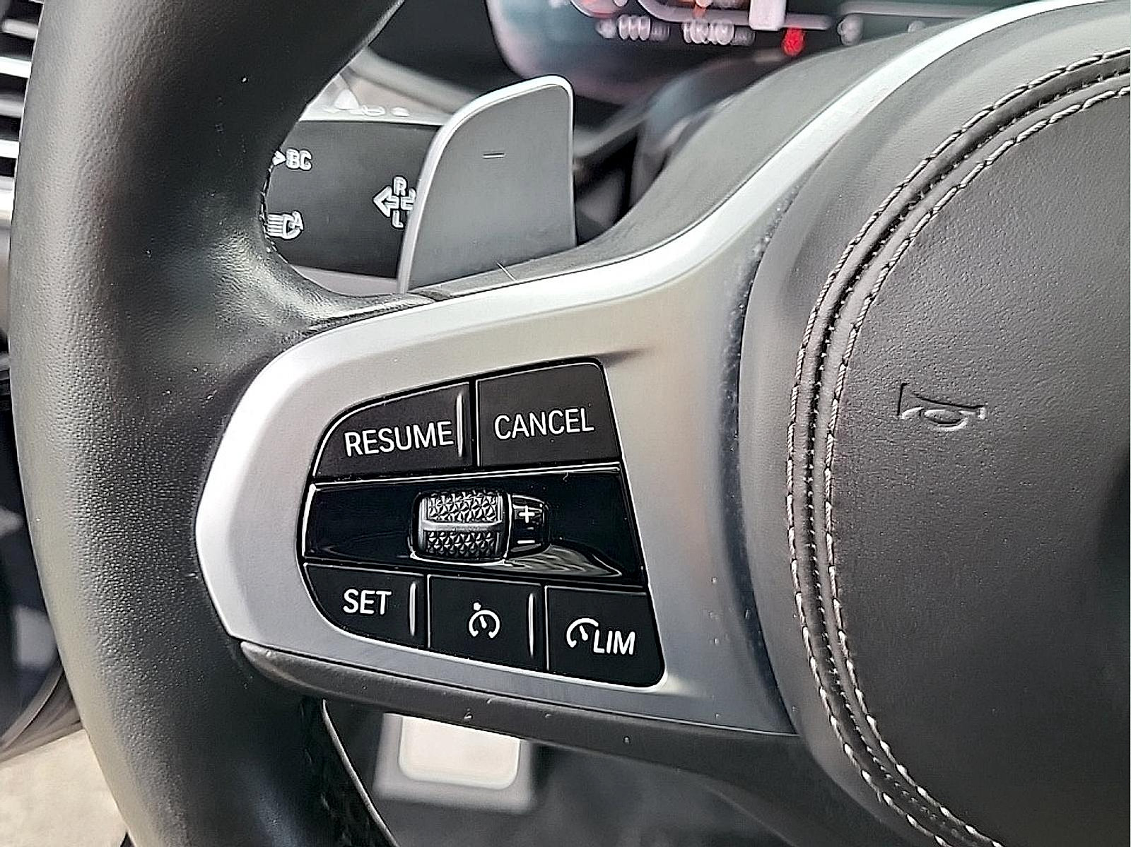 Used 2019 BMW X5 xDrive50i w/ M Sport Package AWD/4WD image 18
