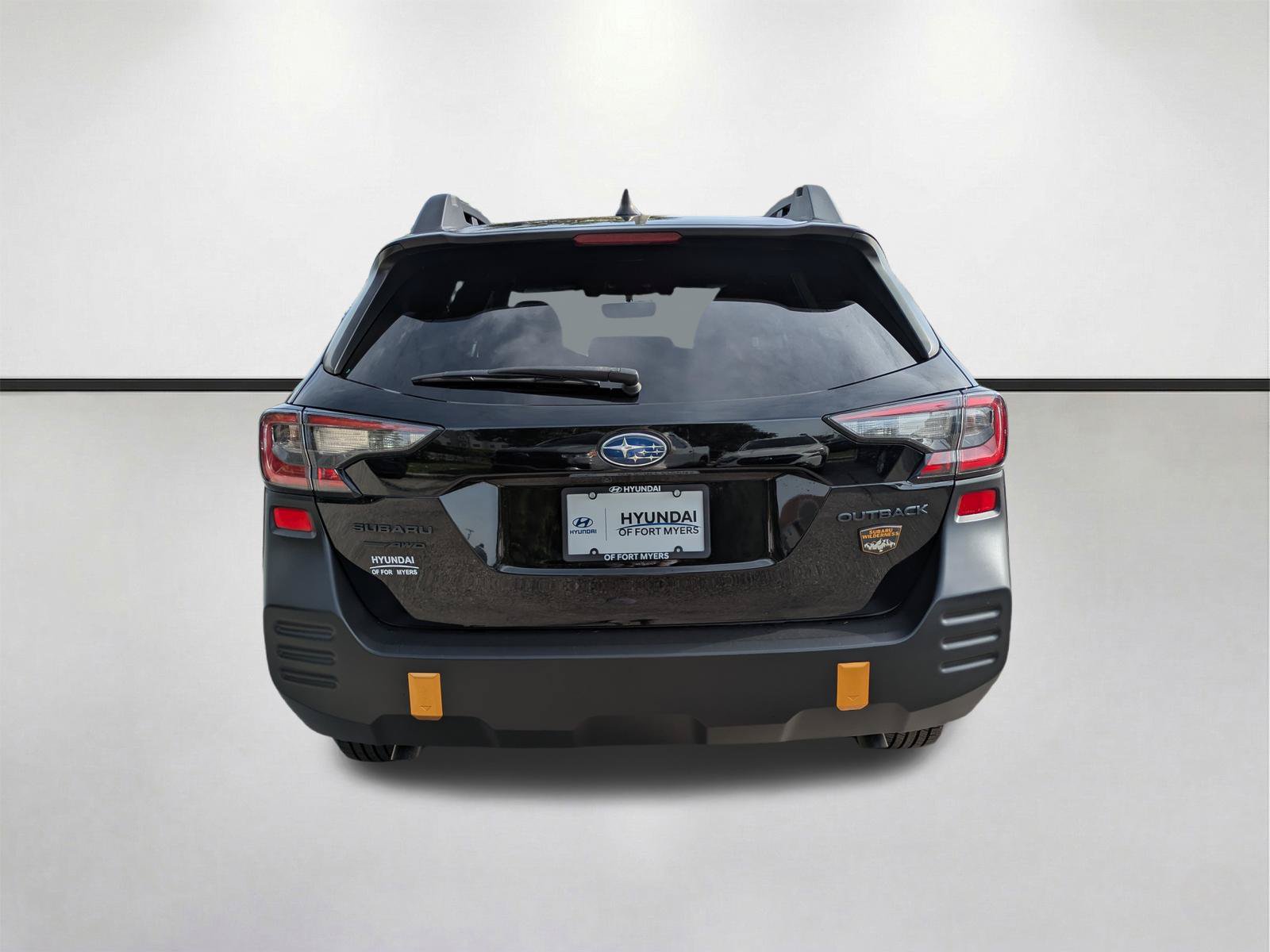 Used 2022 Subaru Outback Wilderness w/ Wilderness Package AWD/4WD image 6