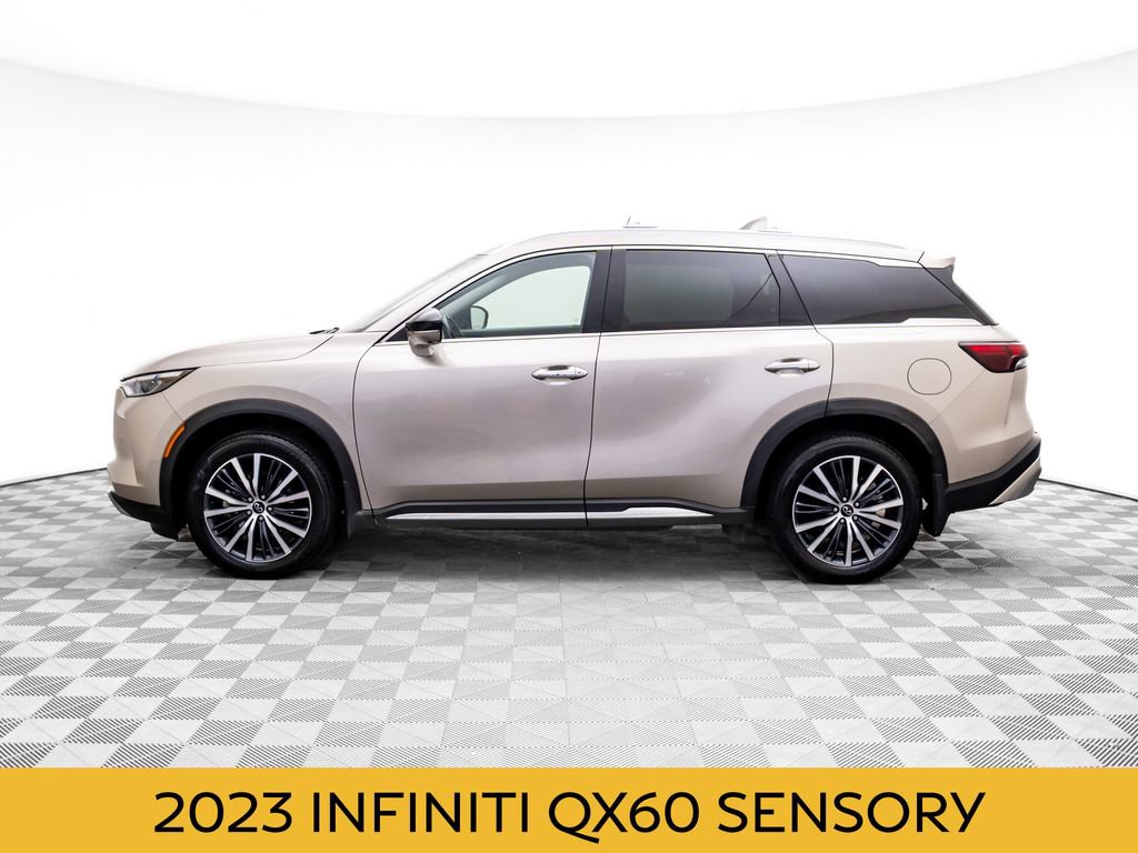 Used 2023 INFINITI QX60 Sensory w/ Vision Package image 2