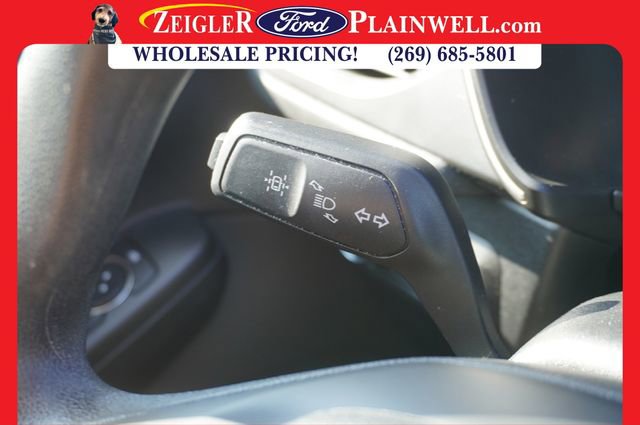 Used 2021 Ford Escape SE image 24