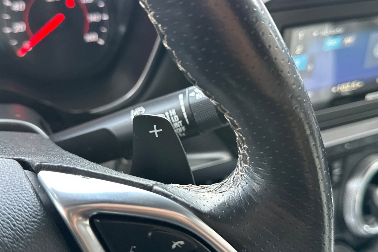 Used 2016 Chevrolet Camaro LT RWD image 38
