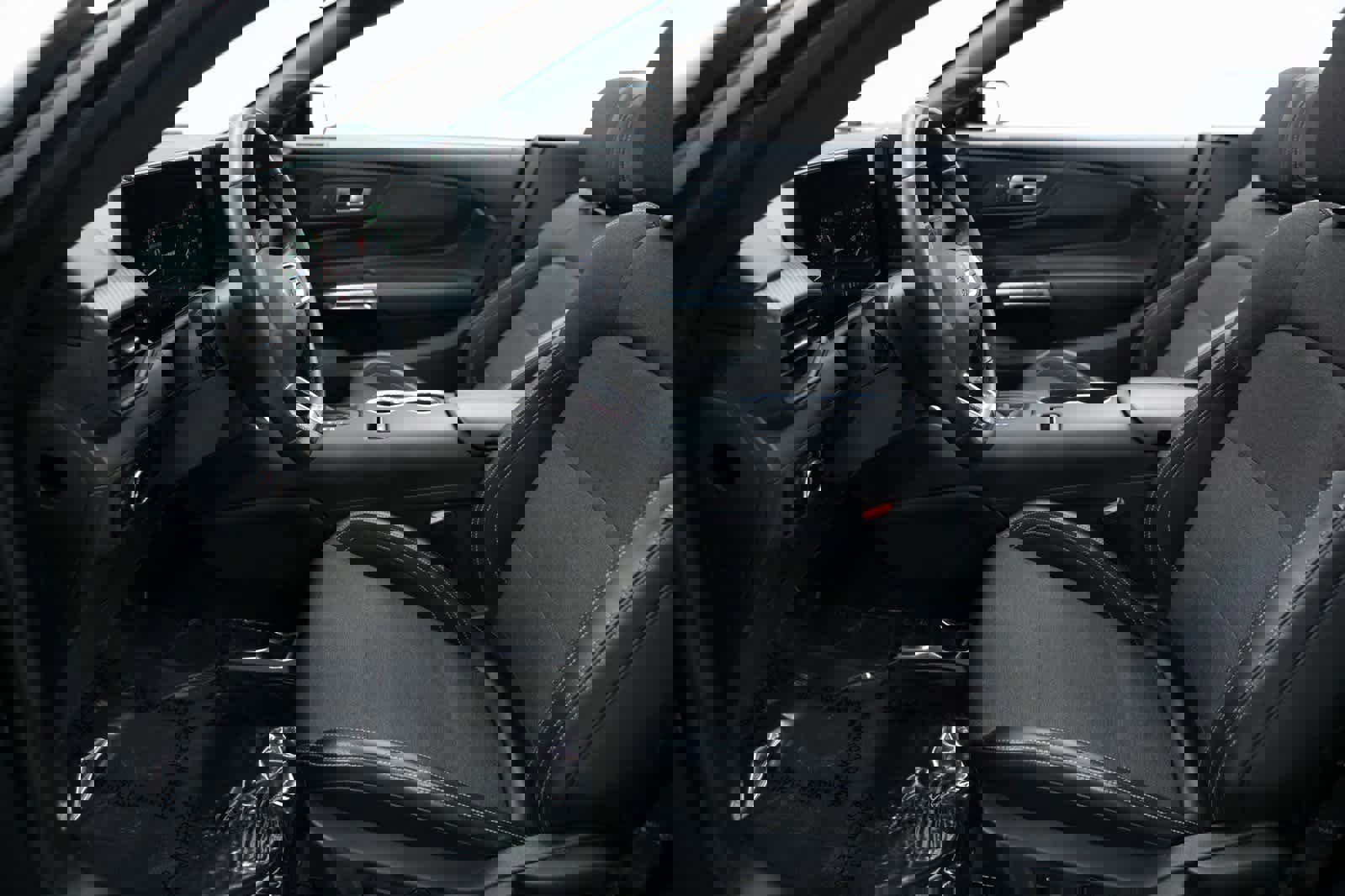 Used 2024 Ford Mustang EcoBoost image 16