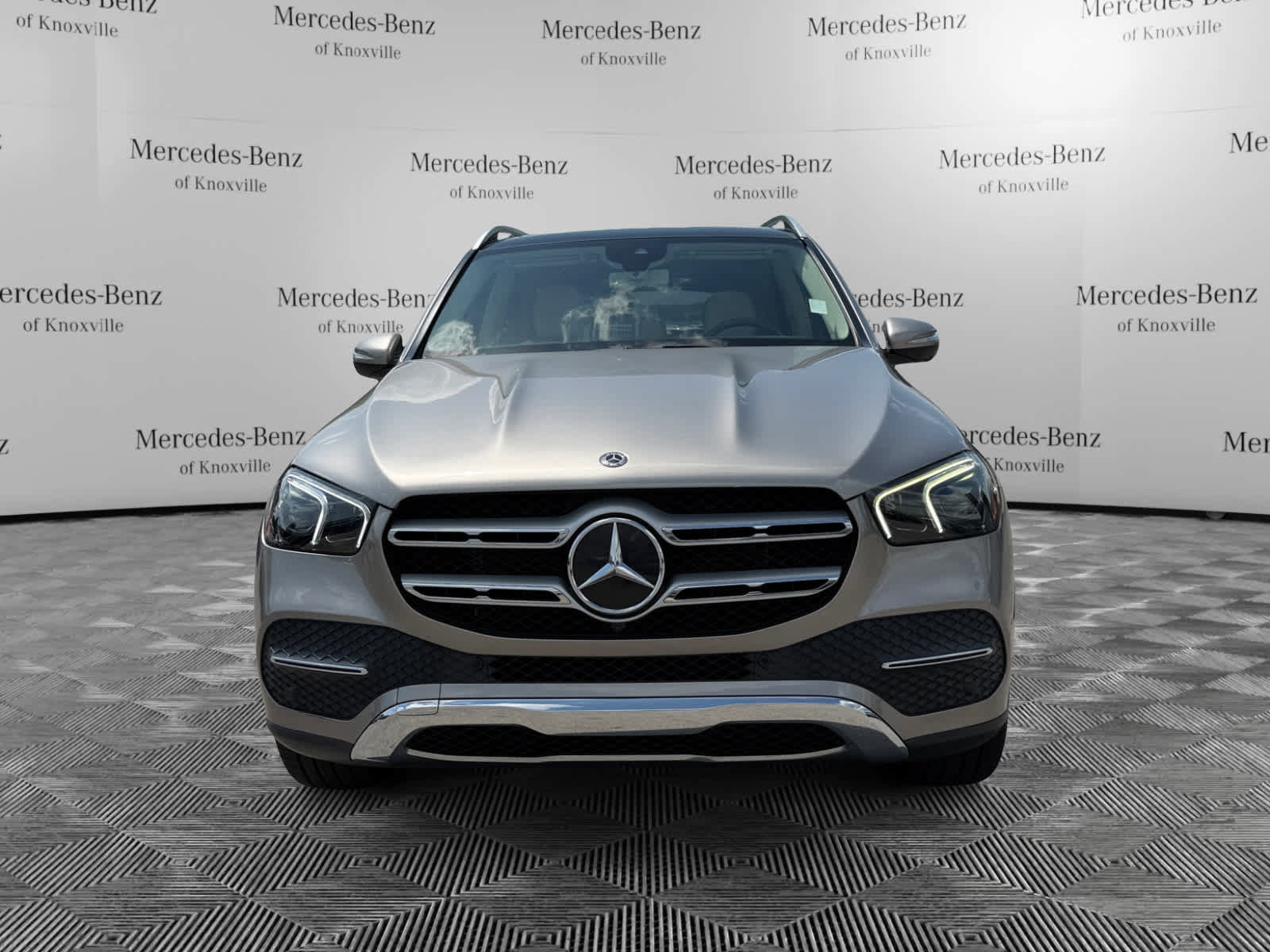 Certified 2020 Mercedes-Benz GLE 350 w/ Premium Package image 2
