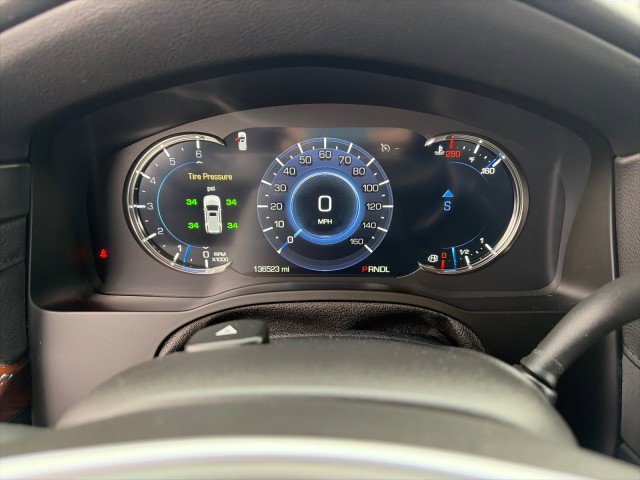 Used 2019 Cadillac Escalade Luxury AWD/4WD image 16