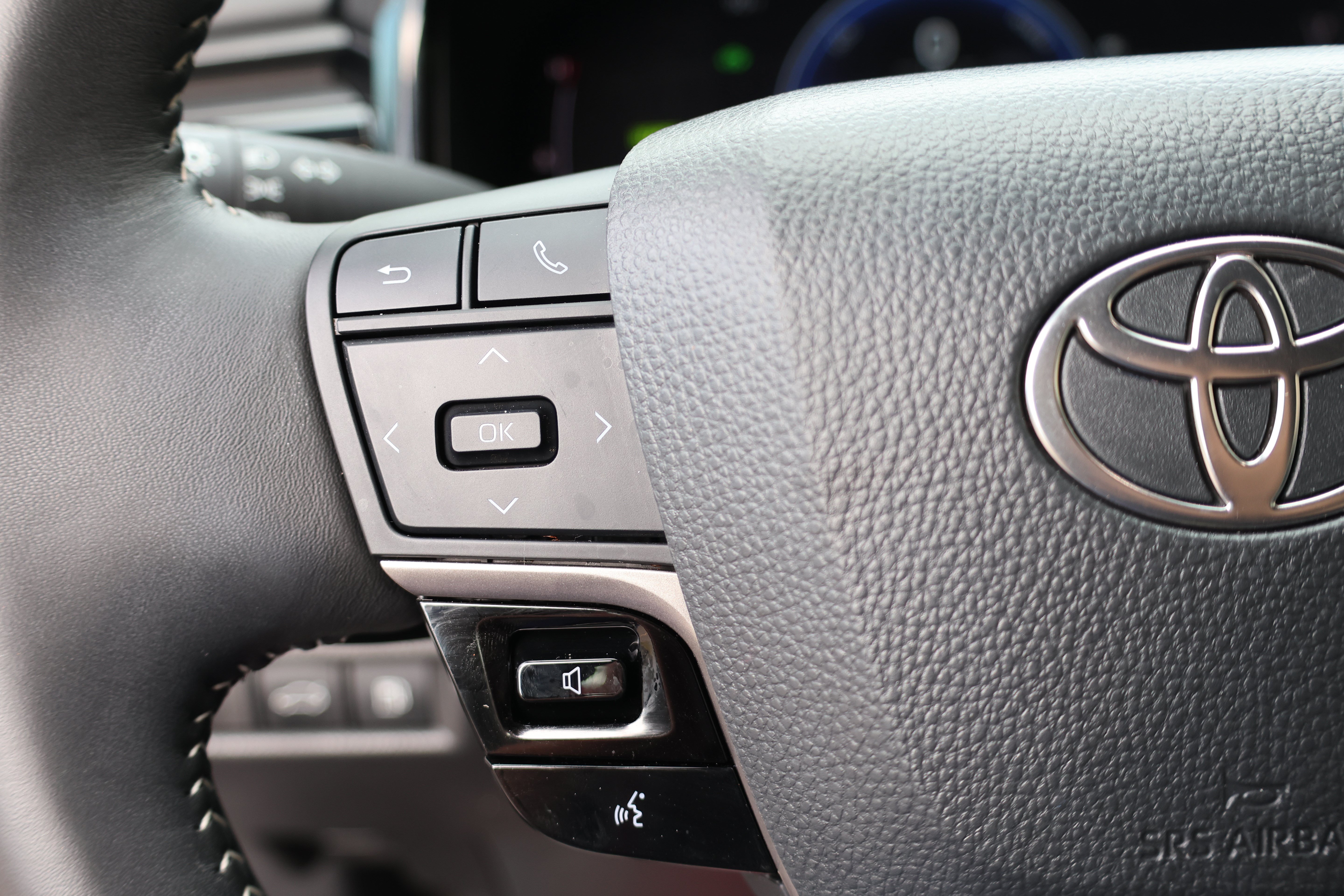 Certified 2025 Toyota Camry SE FWD image 22