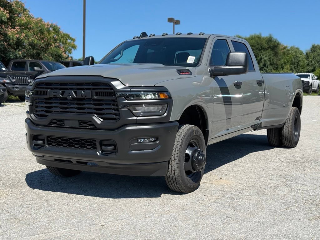 New 2026 RAM 3500 Tradesman AWD/4WD image 2