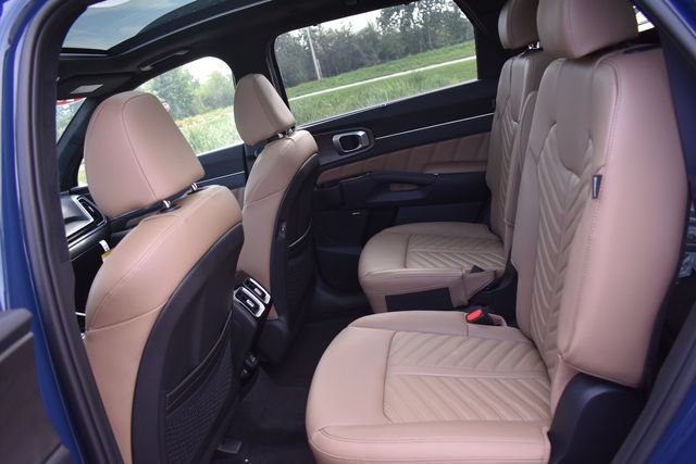 New 2026 Kia Sorento SX Prestige w/ Olive Brown Leather Package AWD/4WD image 22
