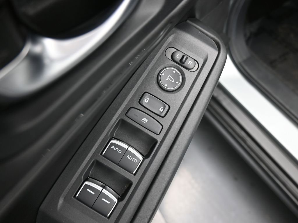 Certified 2024 Honda Accord EX image 31