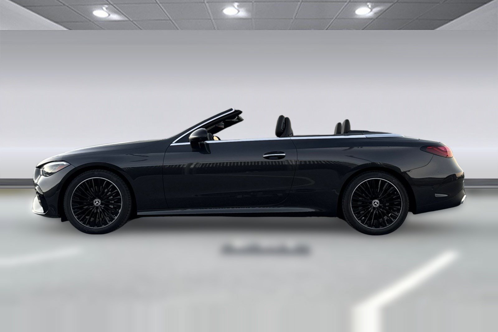 New 2026 Mercedes-Benz CLE 300 4MATIC Cabriolet image 2
