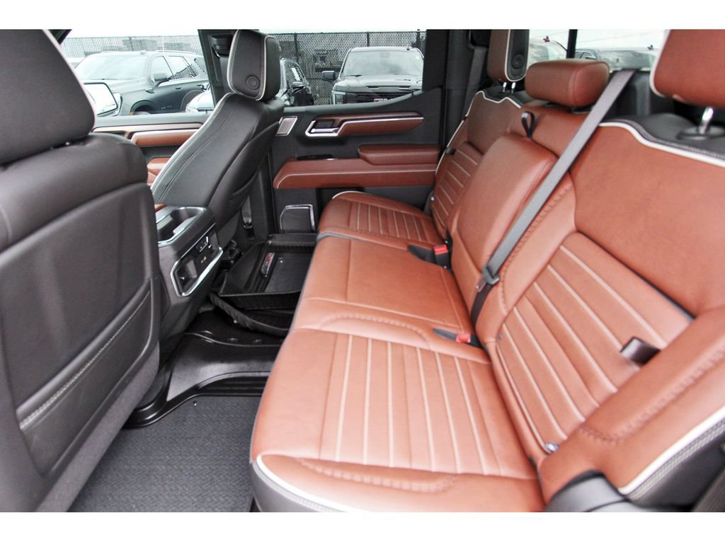 Used 2025 GMC Sierra 1500 Denali Ultimate AWD/4WD image 7