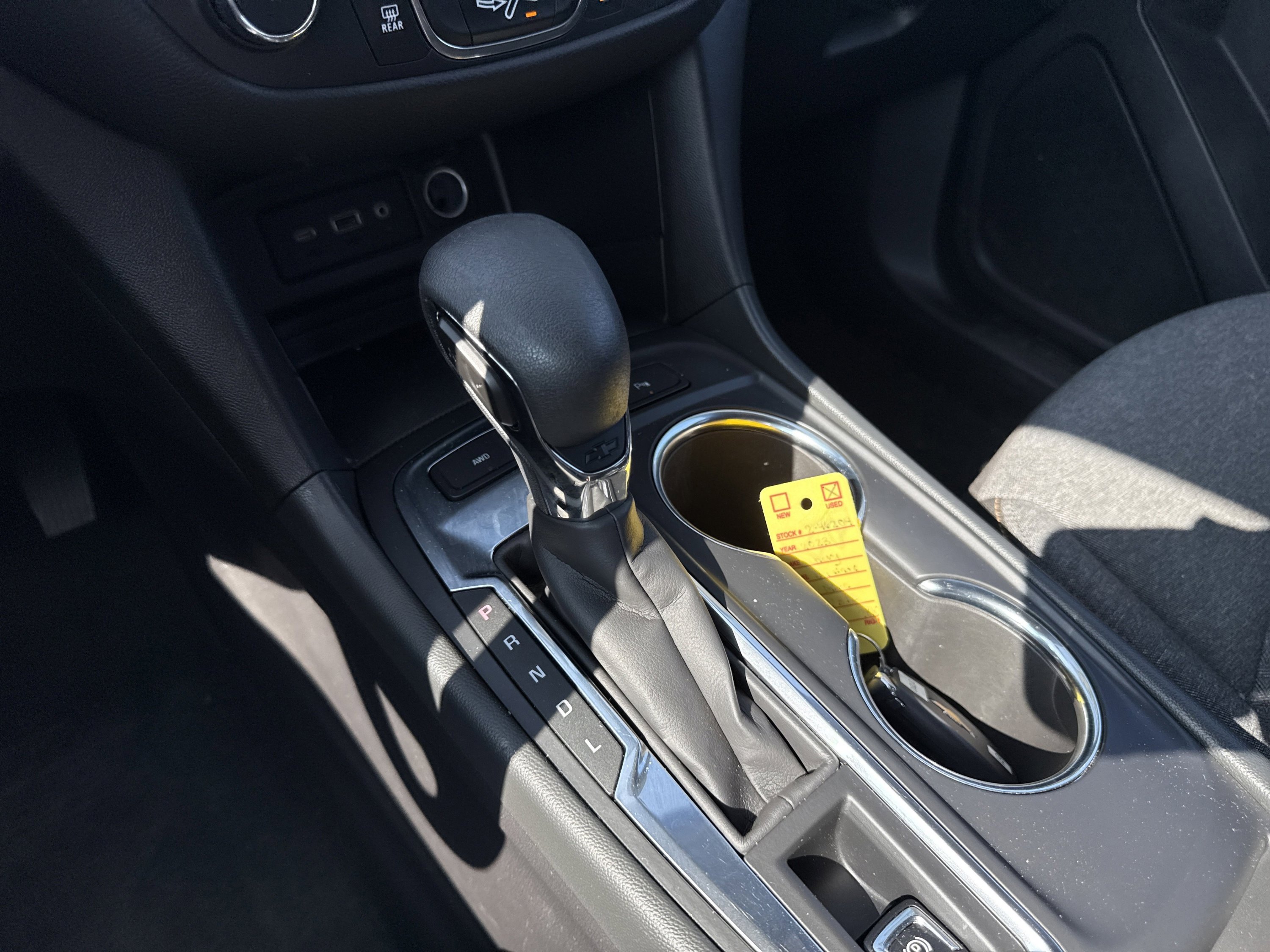 Used 2023 Chevrolet Equinox LT w/ LPO, Floor Liner Package image 55