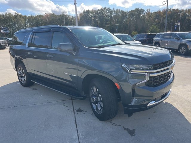 Used 2021 Chevrolet Suburban LS w/ Driver Alert Package image 8