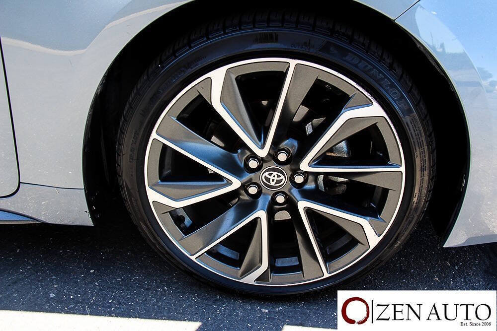 Used 2020 Toyota Corolla XSE FWD image 21