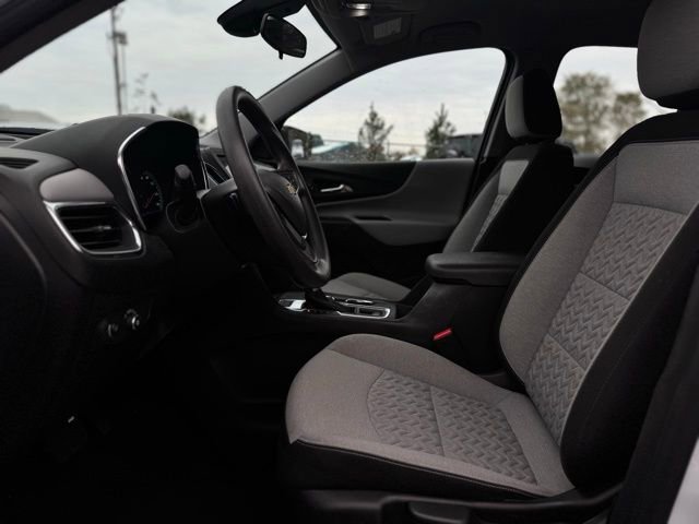 Used 2023 Chevrolet Equinox LS image 15
