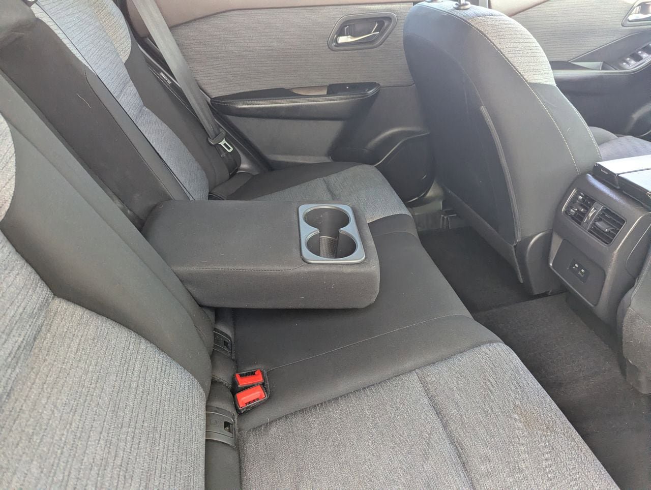 Certified 2023 Nissan Rogue SV image 9