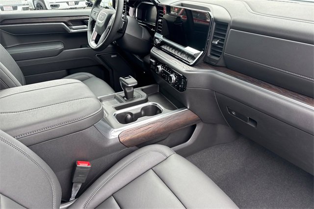 New 2026 GMC Sierra 1500 SLT w/ SLT Premium Package image 15
