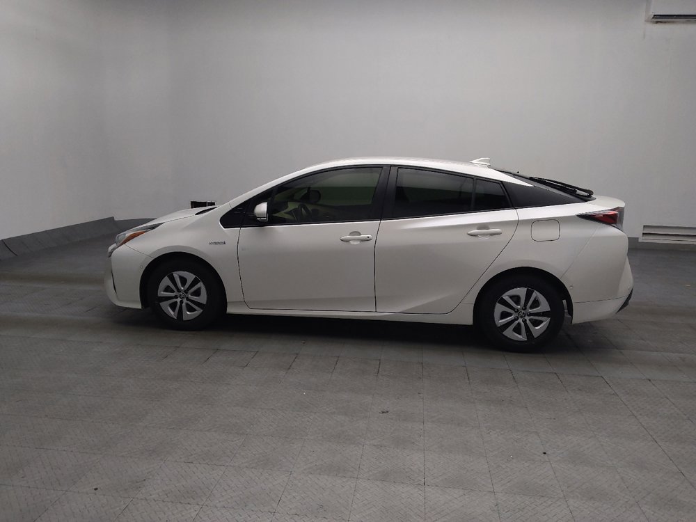 Used 2018 Toyota Prius Two w/ Prius Two Safety Plus Package FWD image 3
