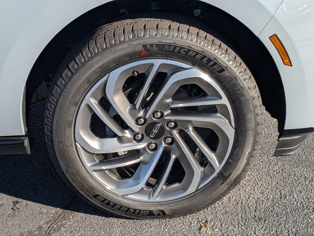 New 2026 Lincoln Navigator Reserve image 12