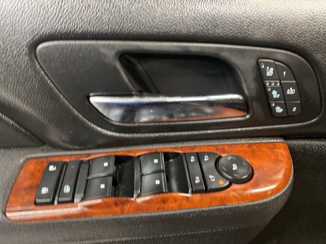 Used 2013 Chevrolet Tahoe LTZ image 29