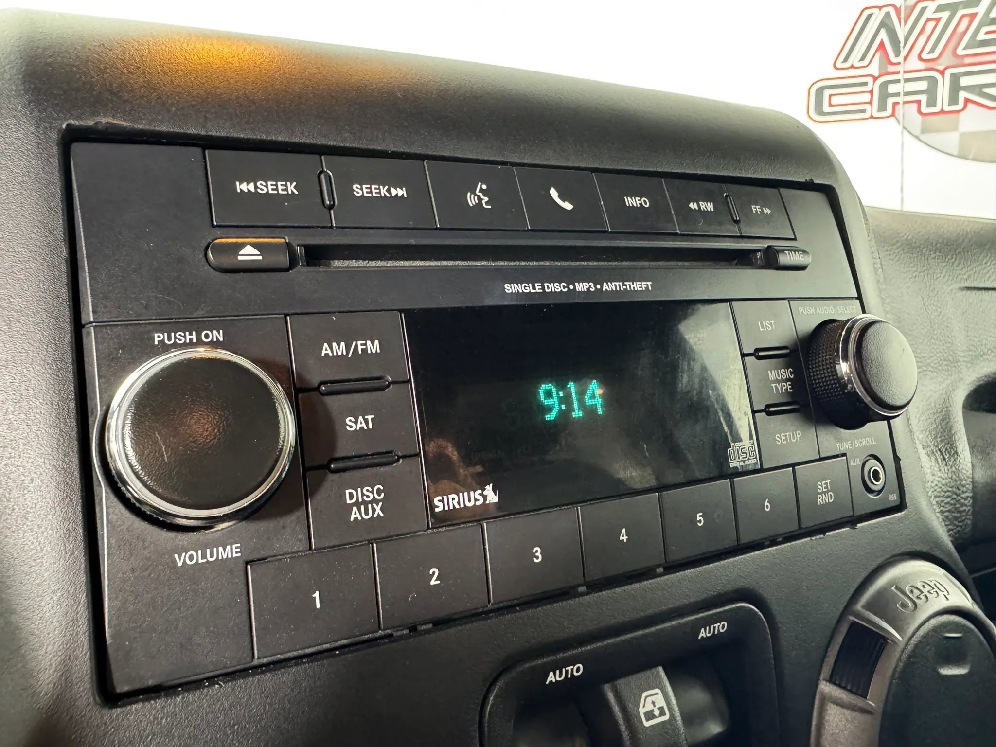 Used 2018 Jeep Wrangler Unlimited Sport AWD/4WD image 17